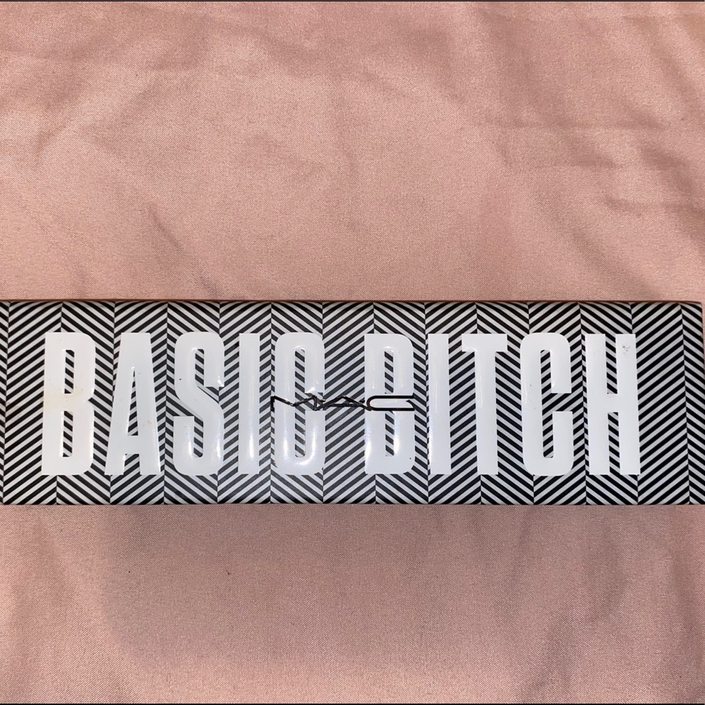 Mac Basic Bitch Palette